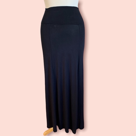 American Rag Dresses & Skirts - AMERICAN RAG black maxi skirt S